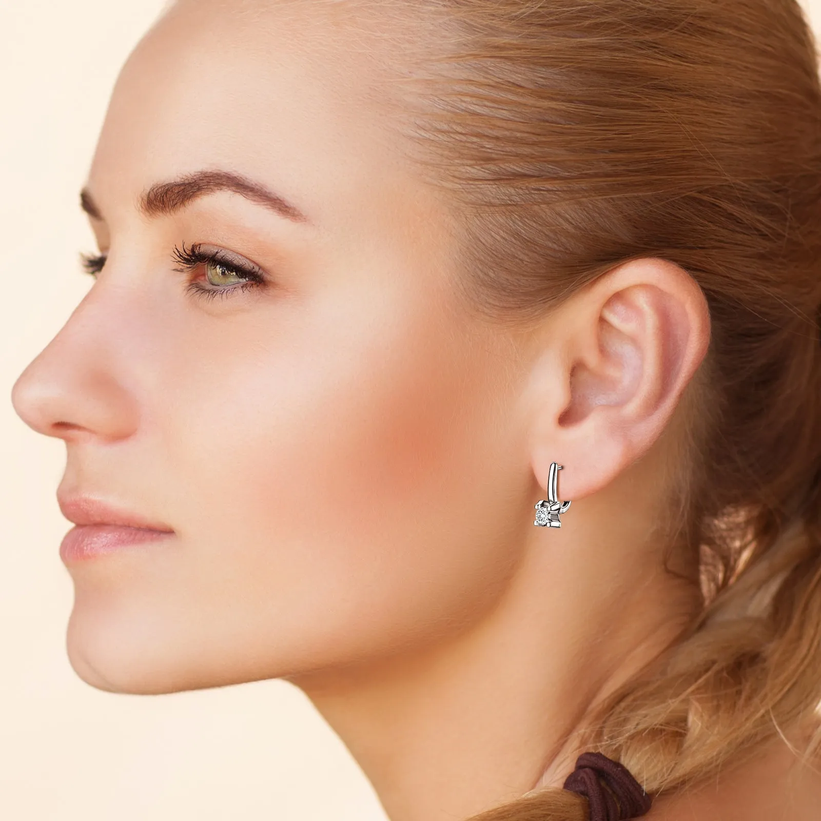 1.0CTW. Round Cut D Color Moissanite Hoop Earrings