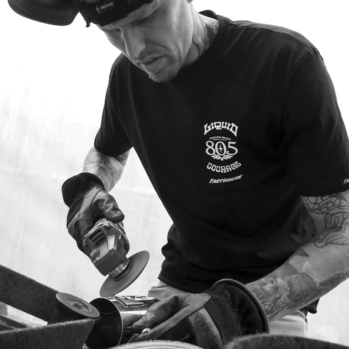 805 Liquid Courage Tee - Black