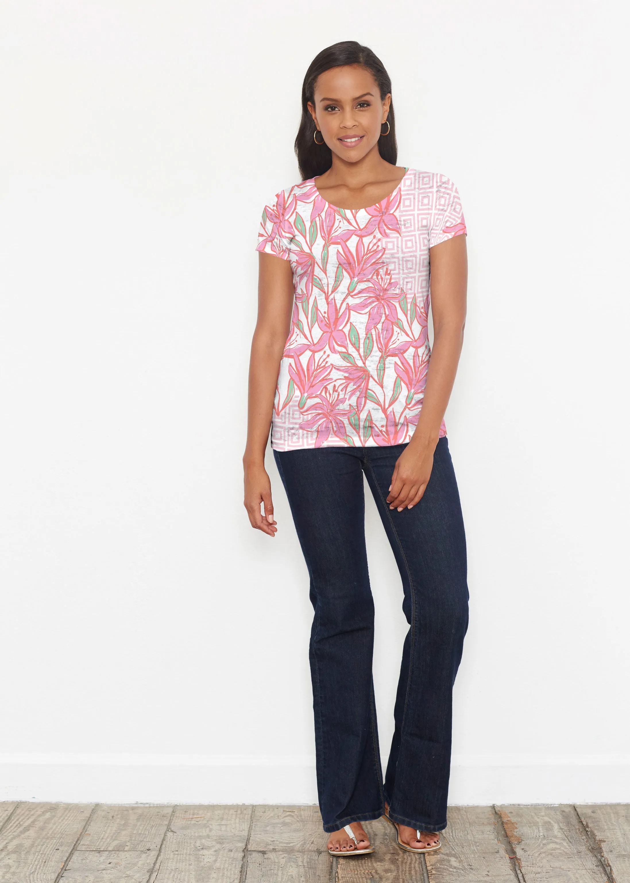 A lot of Lillies (8088) ~ Short Sleeve Scoop Shirt