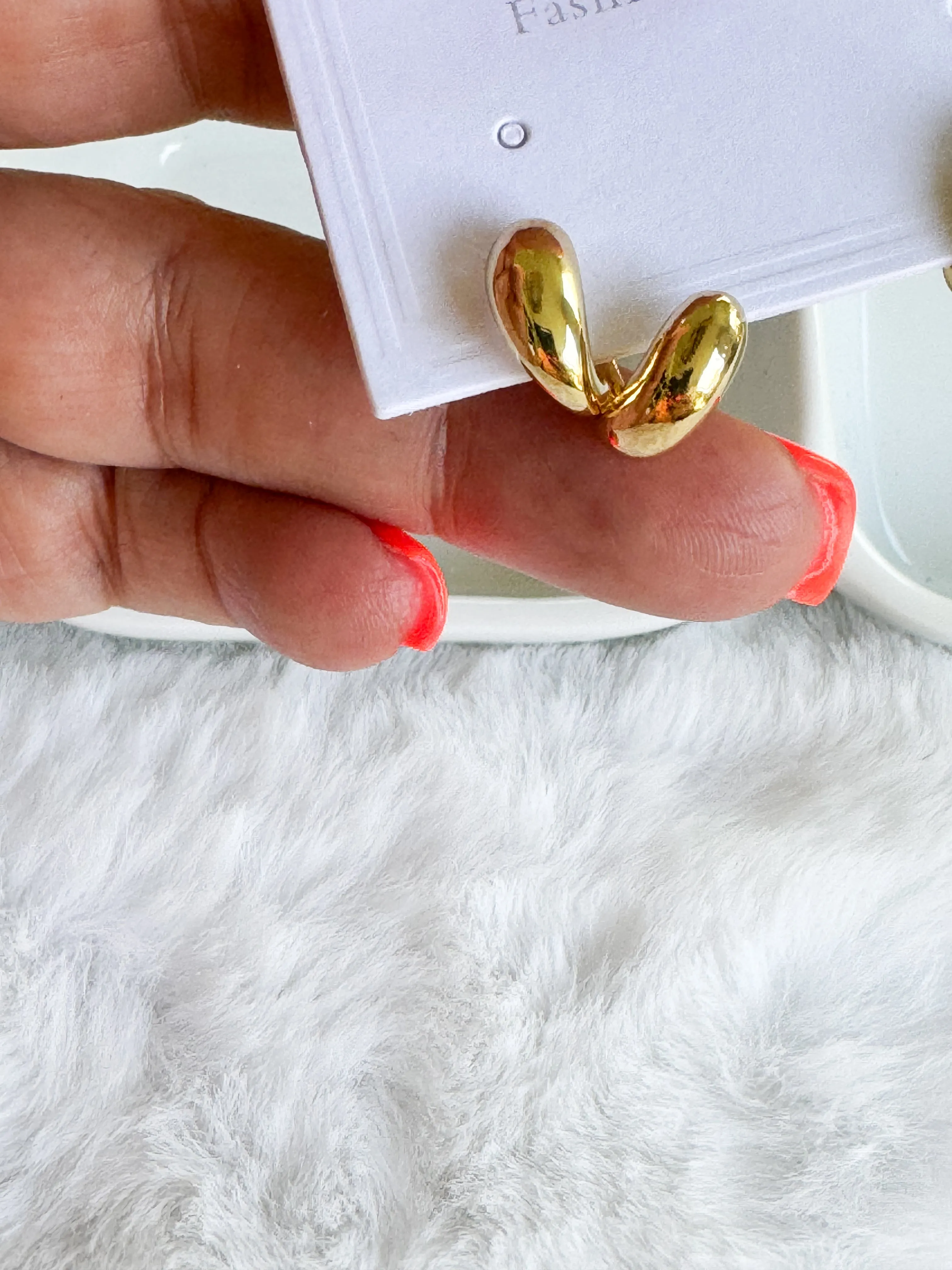 Amelia earrings