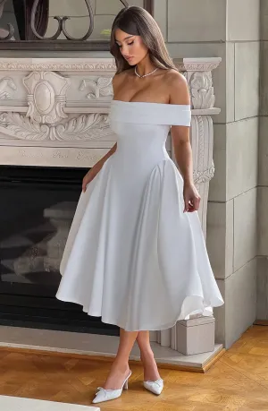 Avelina™ - Graceful Hourglass Dress