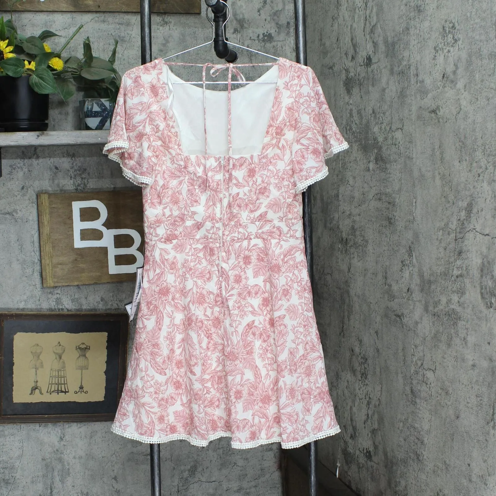 B Darlin Womens Juniors Floral Print Open Back Mini Dress 3CMT257 Pink 11/12