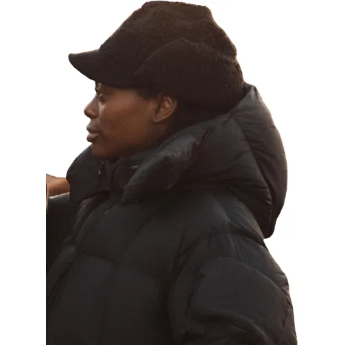 Boa Sherpa Cap With Earflap, Black
