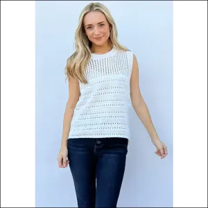 Chic Hollowed Out Buttoned Tank Top