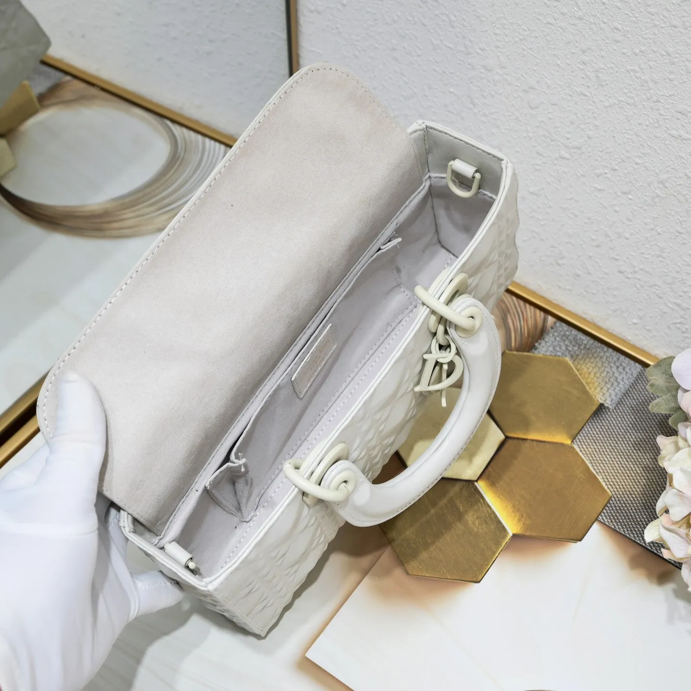 Classic Style Rectangle Ladies Handbag