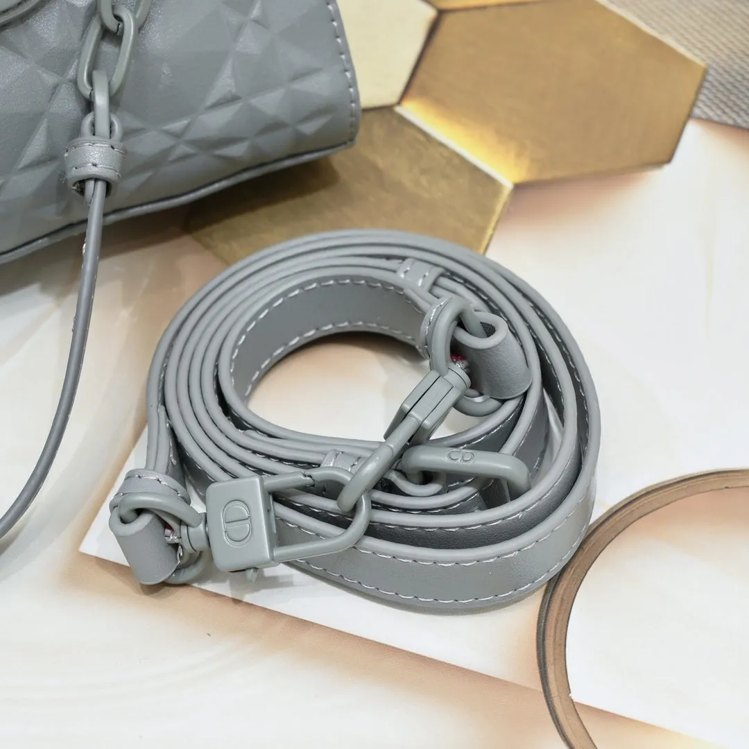 Classic Style Rectangle Ladies Handbag