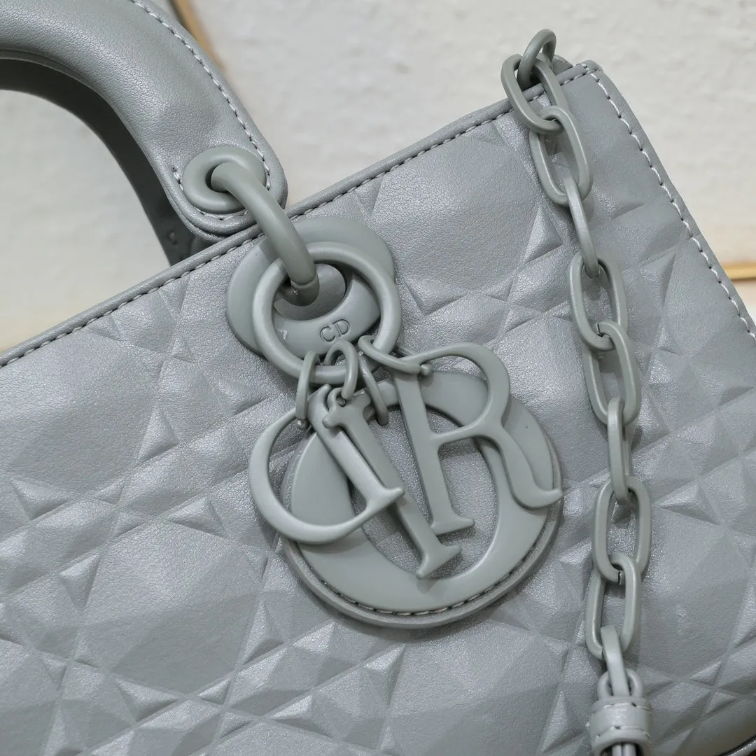 Classic Style Rectangle Ladies Handbag