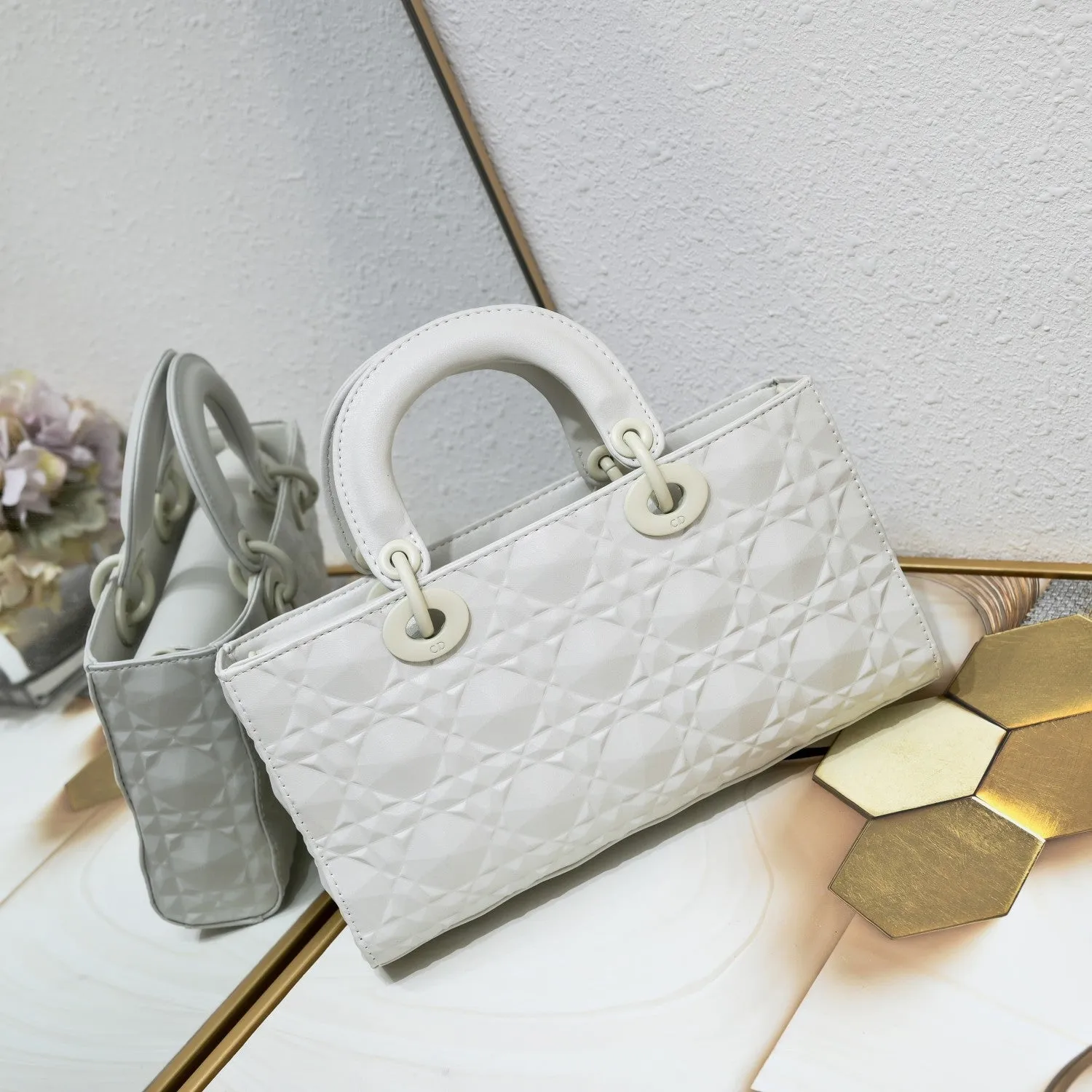 Classic Style Rectangle Ladies Handbag
