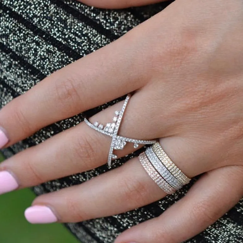 Cluster Diamond X Ring