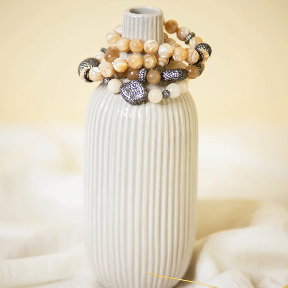 Cream and Sugar Agate Bracelet