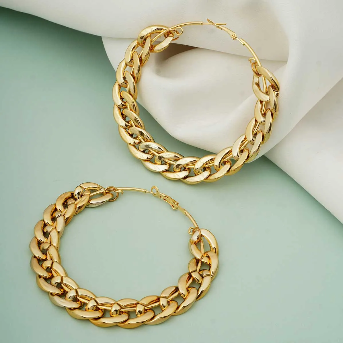 Curb Chain Hoops