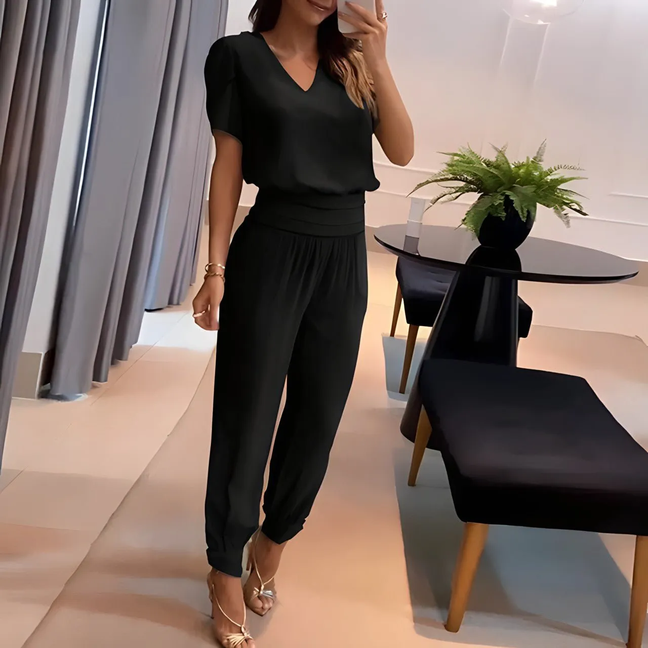 Daphne - Chic and Fashion-Forward Ensemble