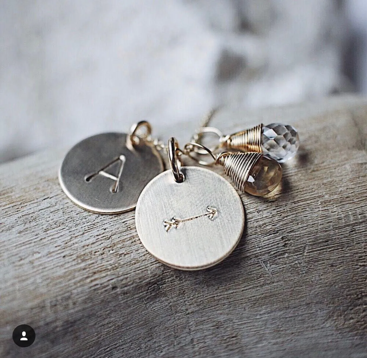 Double Classic Coin Necklace With 2 Gems