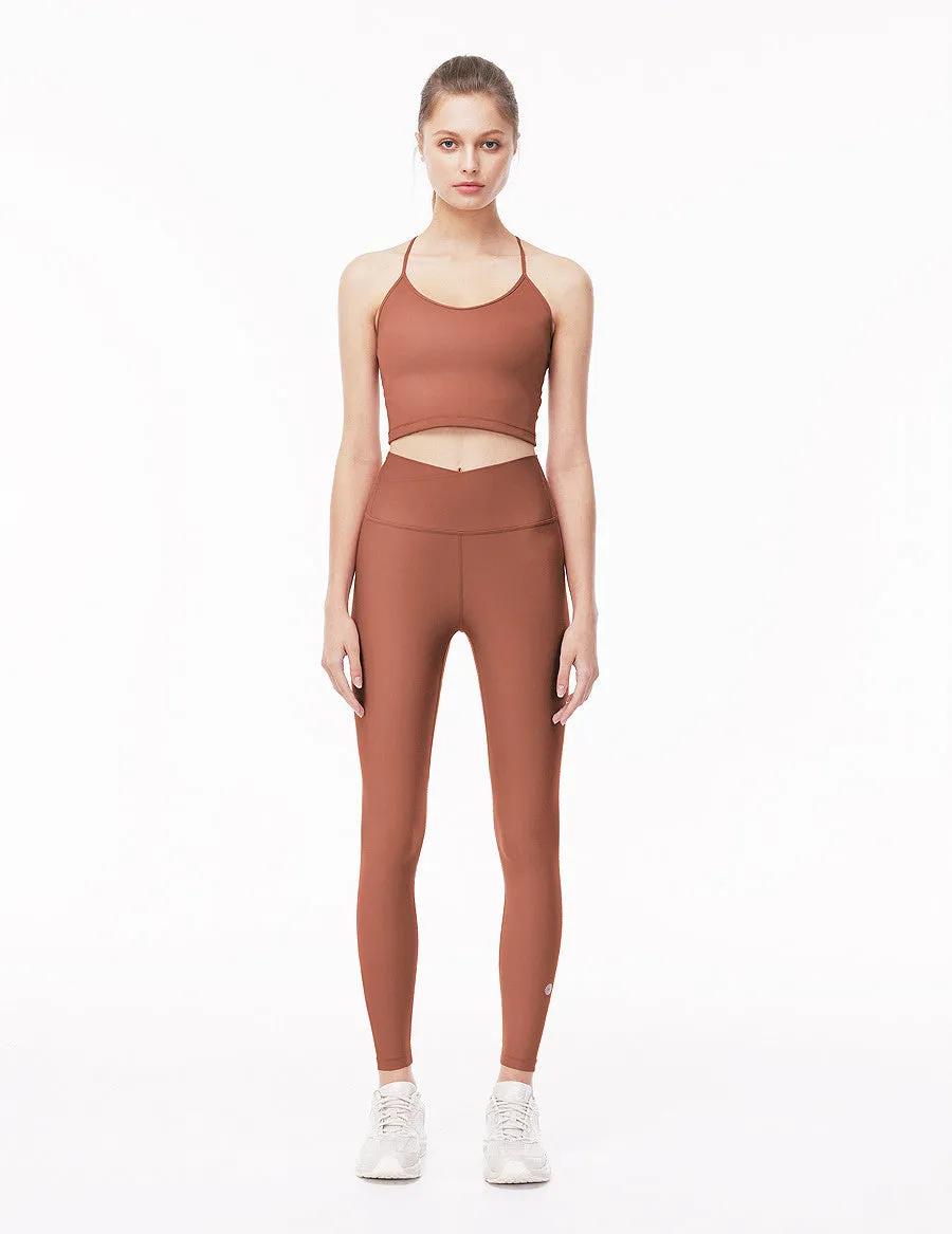 easyoga LA-VEDA Linear Back Shaping Cropped Tank - R37 Cedar Red