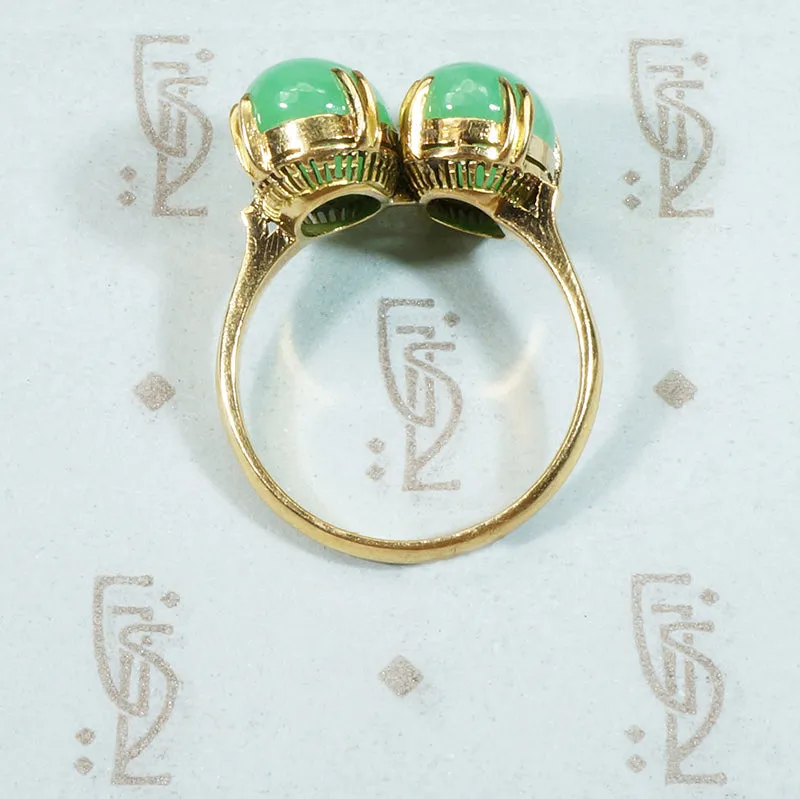 Graceful Beauty A Vintage Jade 18k Ring