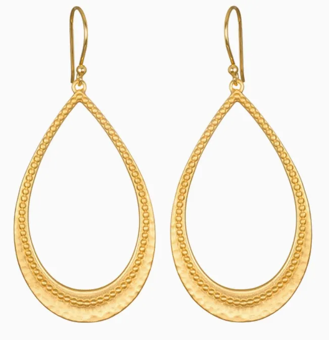 Graceful Beauty Dot Teardrop Earrings