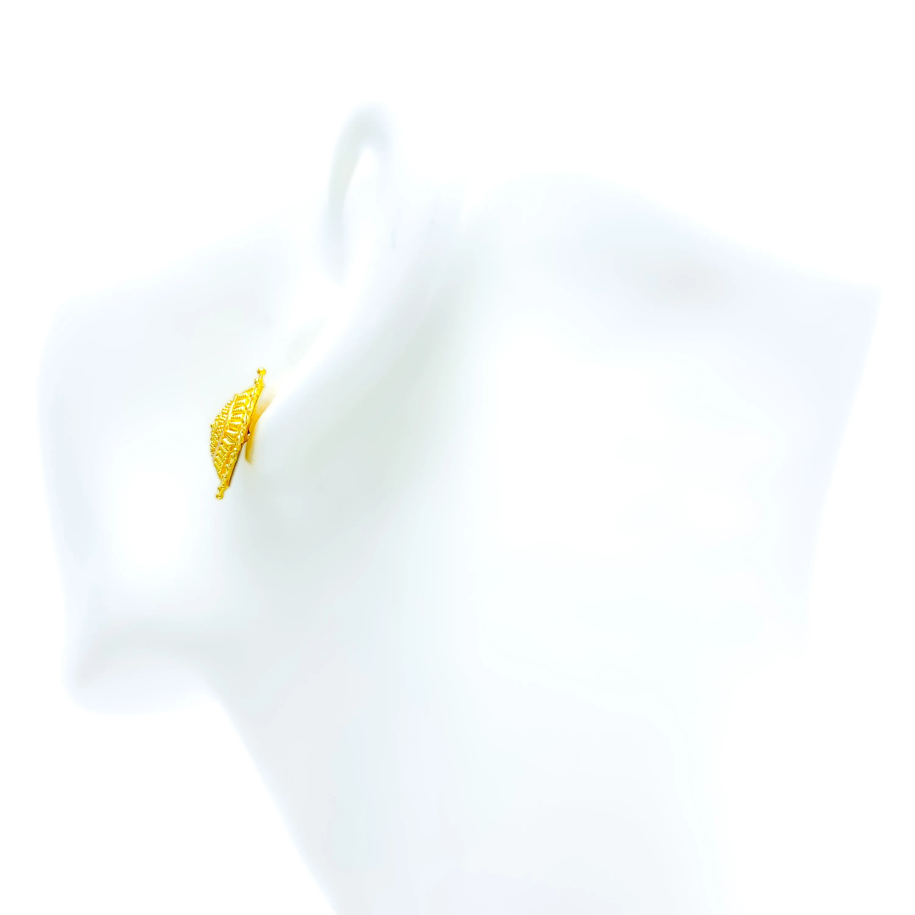 Graceful Dressy  2k Gold Earrings