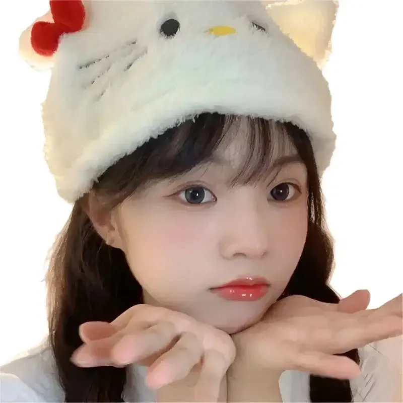 Hello Kitty Beanie