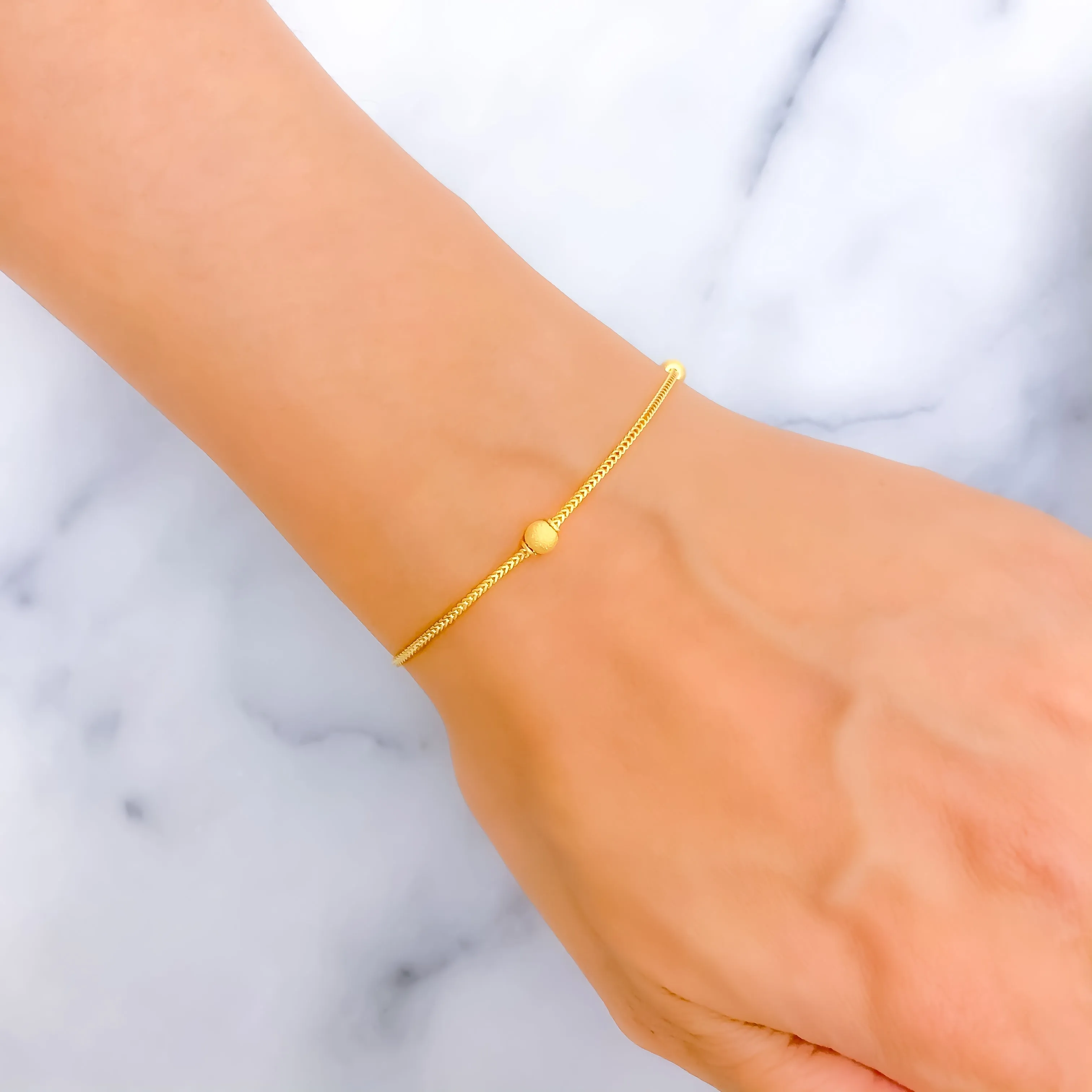 Lightweight Graceful 22K Gold Bracelet