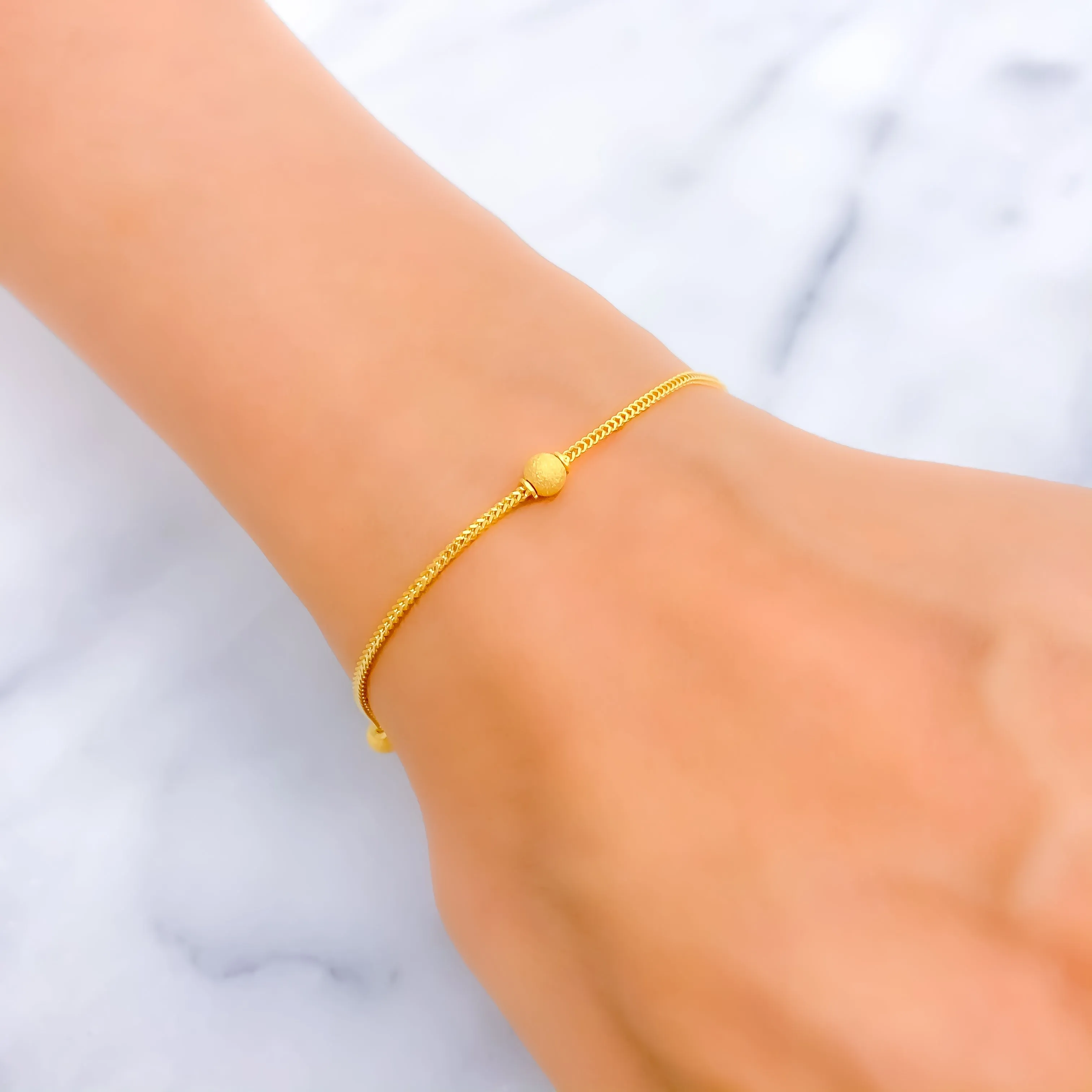 Lightweight Graceful 22K Gold Bracelet