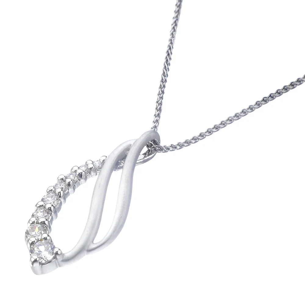 Pendant Necklace, Fashion Pendant Necklace for Women in Brass with 18 Inch Chain