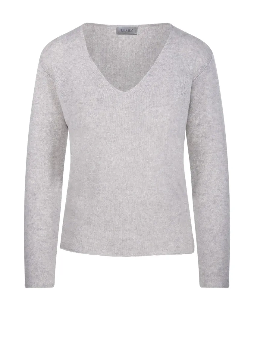 Relaxed Fit V-Neck Cashmere Sweater