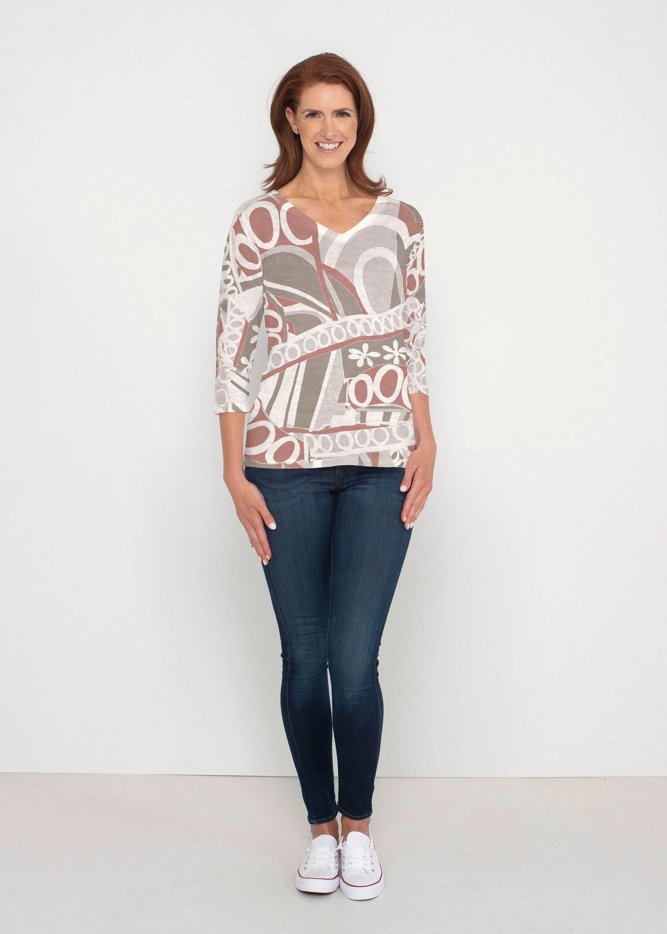 Rusty O"S (8162) ~ Signature 3/4 Sleeve V-Neck Top