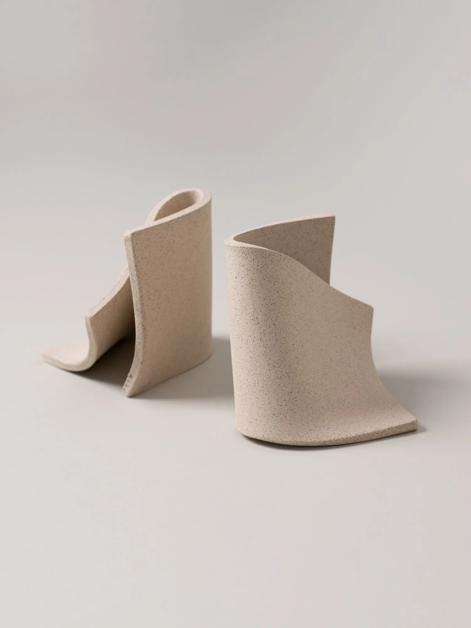 Serra Bookends (1 Pair), Sand
