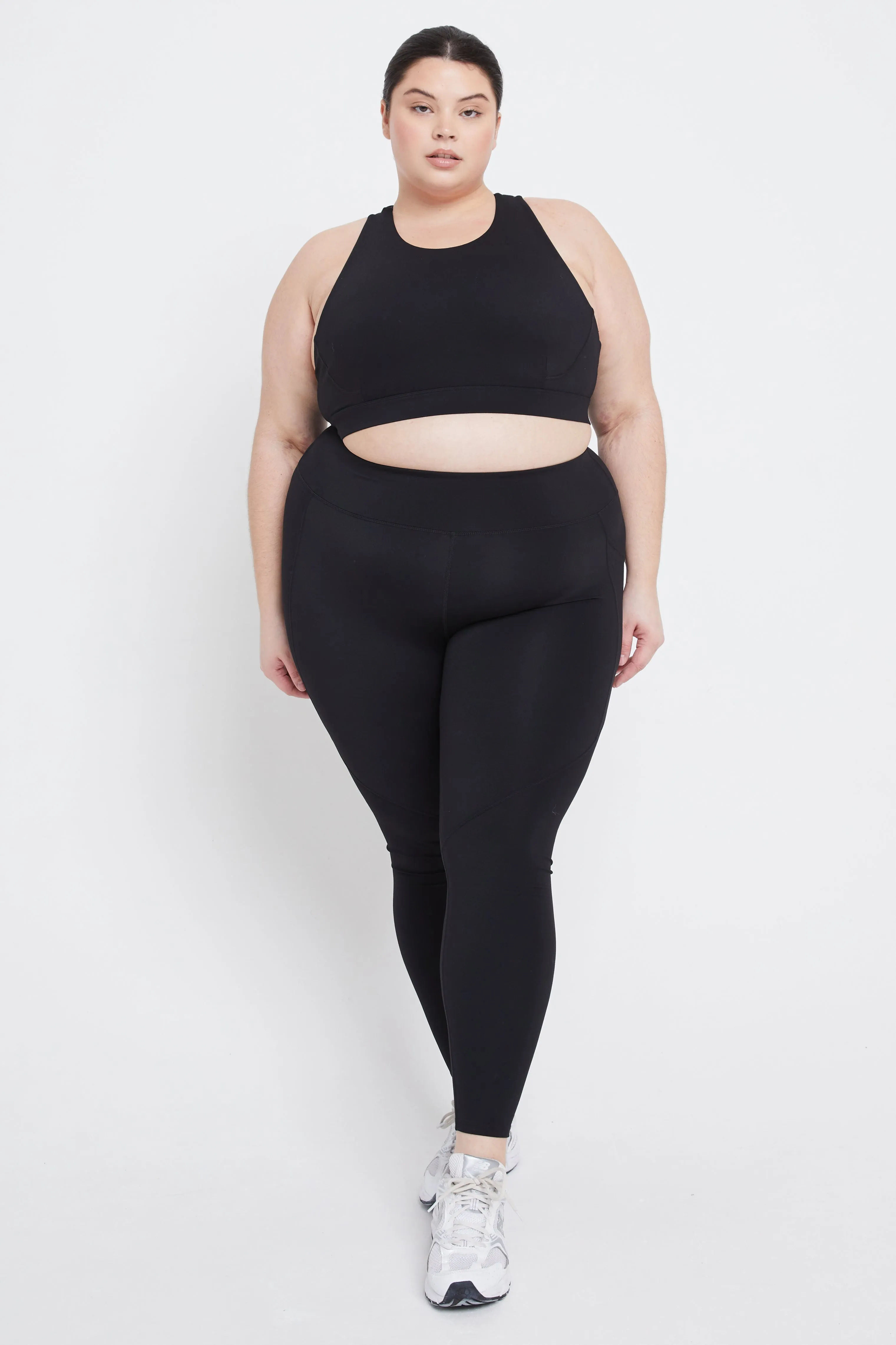 SKINLUXE OPEN BACK SPORTS BRA - SHADOW BLACK