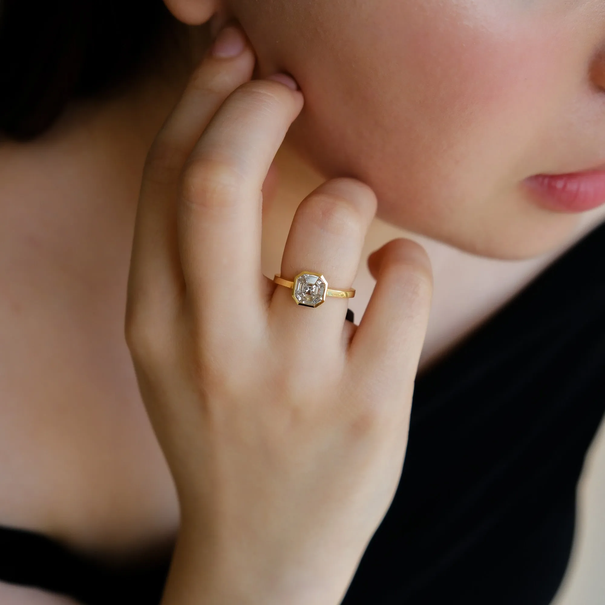 Solaire Levant Solitaire Diamond Ring
