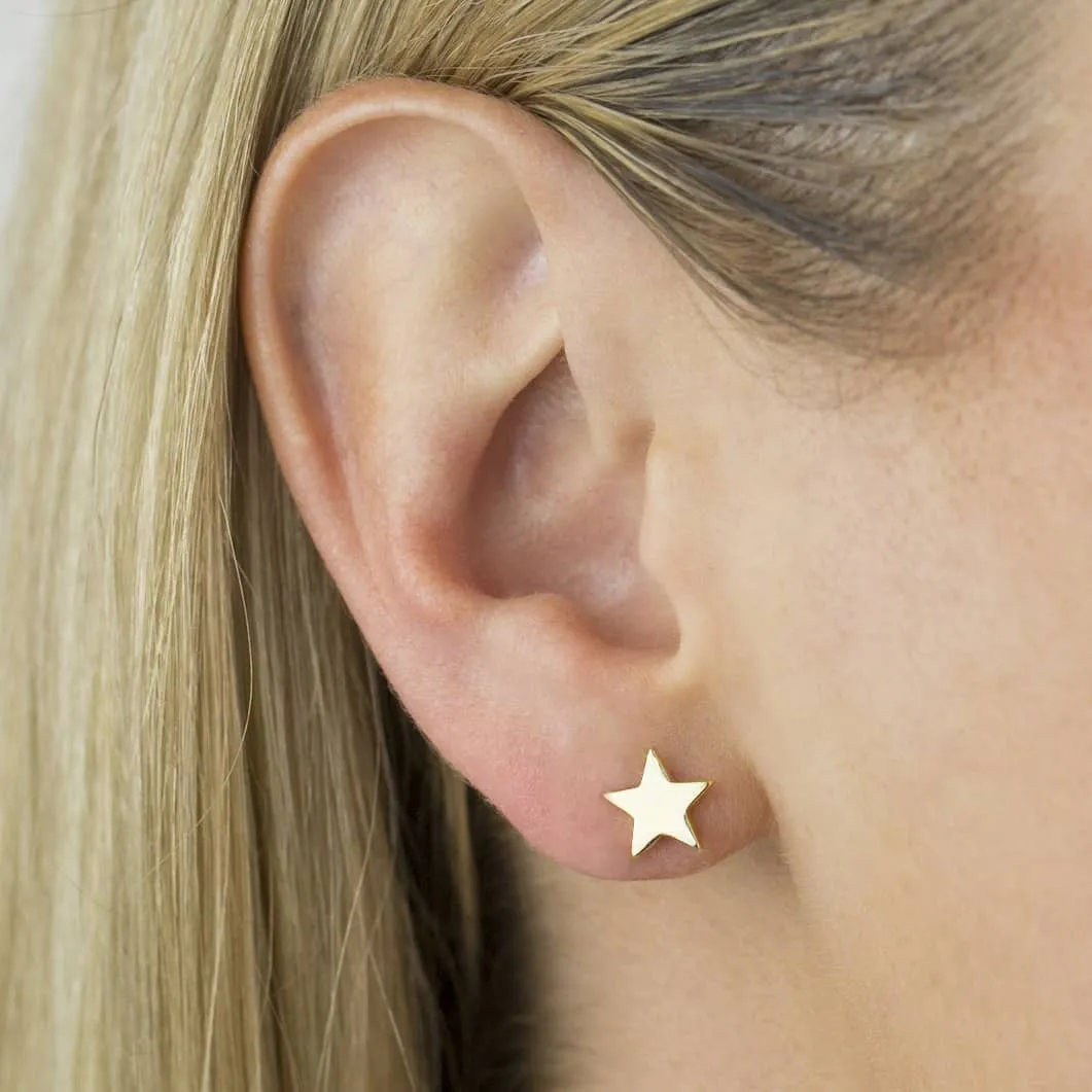 Solid Star Stud Earring