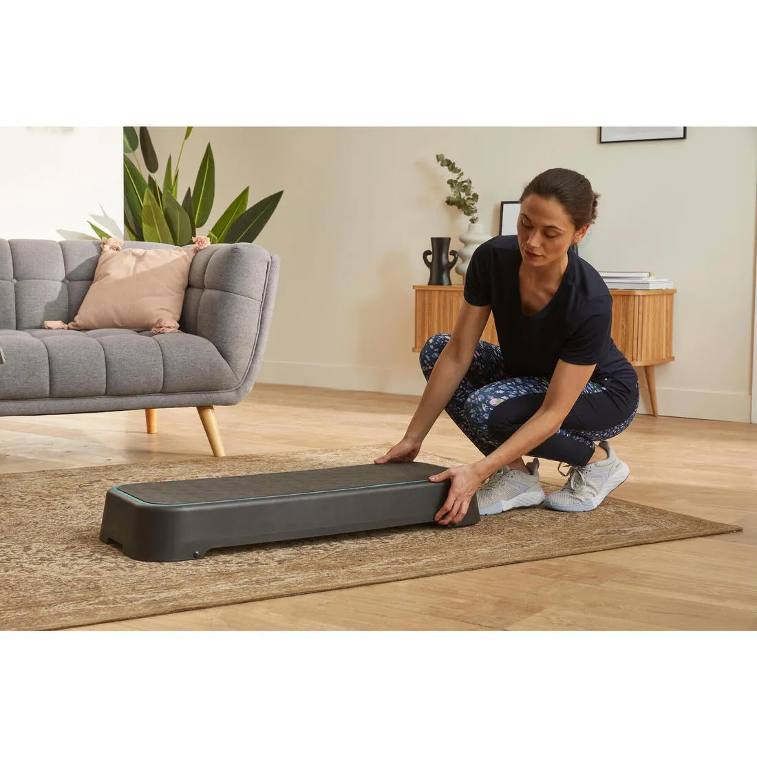 Step500 with Built-In Fold-Down Feet