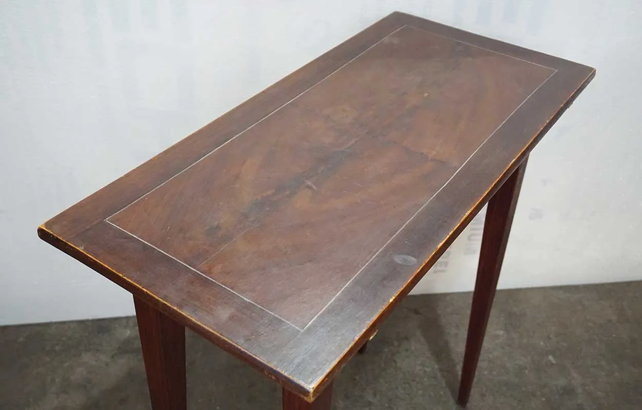 Swedish Gustavian Style Faux Grain Tapered Leg Side Table