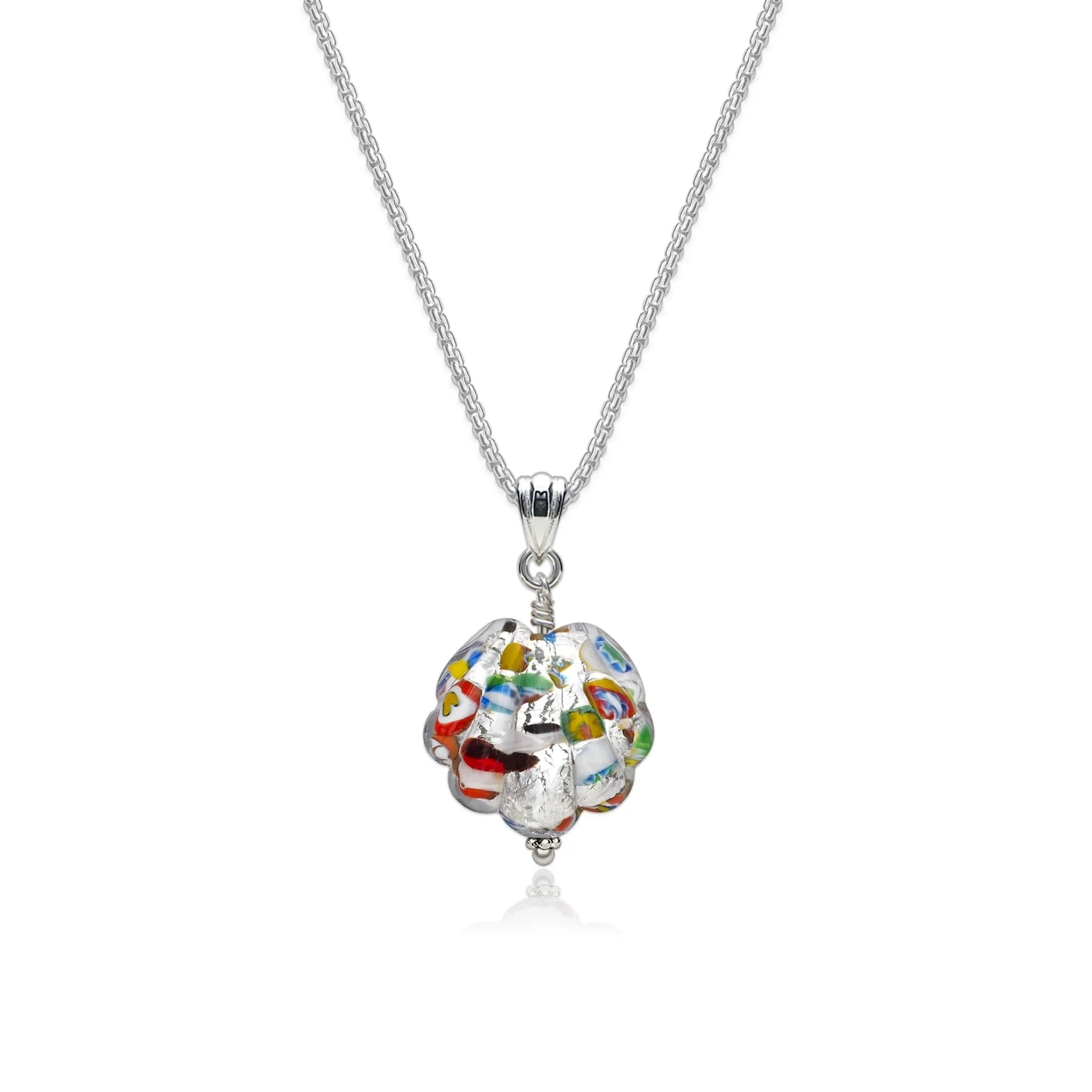 The Kiss Silver Shell Necklace