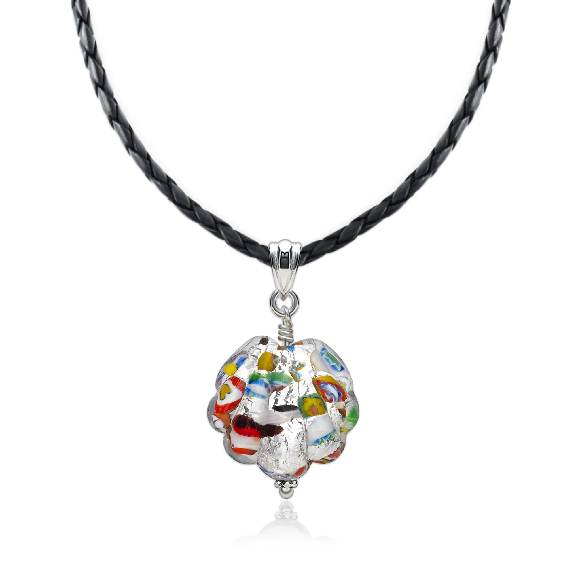The Kiss Silver Shell Necklace